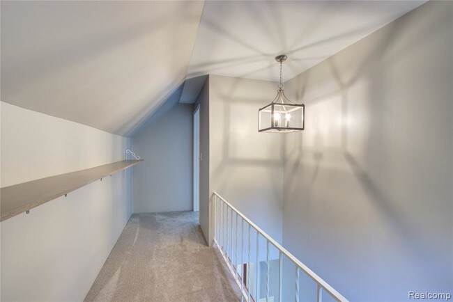 Building Photo - 249 S Chocolay Ave