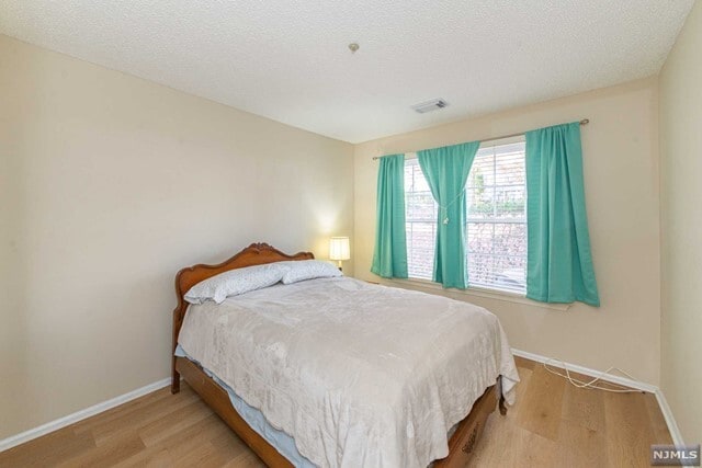 Building Photo - 1352 Paddington Rd