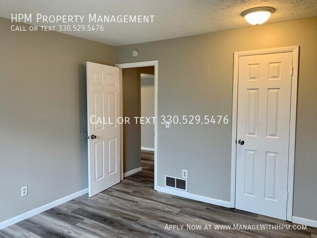 Building Photo - 4229 Middlebranch Ave NE