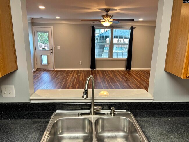 Building Photo - 168 Regency Dr