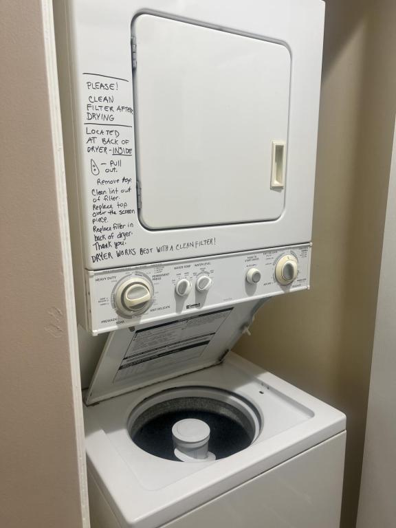 Building Photo - 549 White River Dr