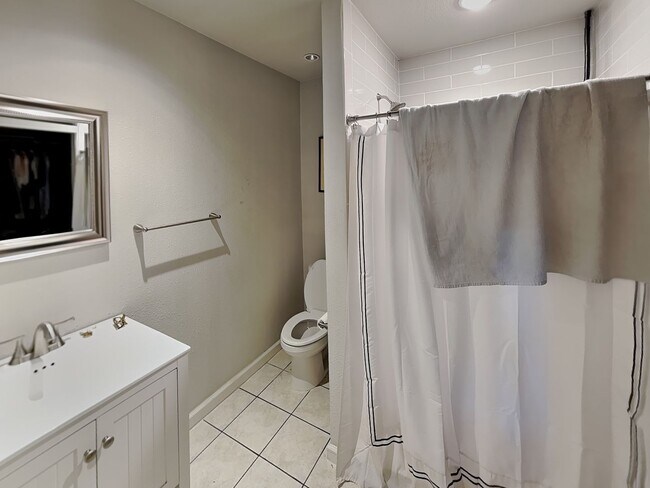 Building Photo - Updated & Modern Home Built in 1940's this...