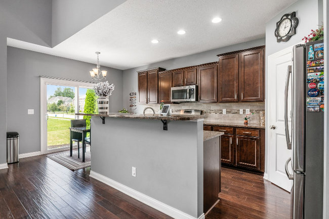 Building Photo - 6138 Longwood Dr