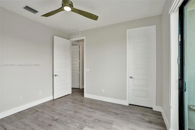 Building Photo - 10795 Oceano Wy