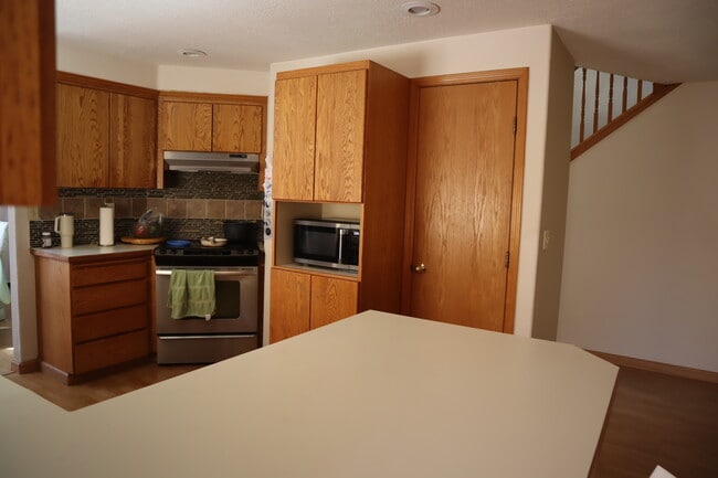 Building Photo - 3012 SE 157th Ave