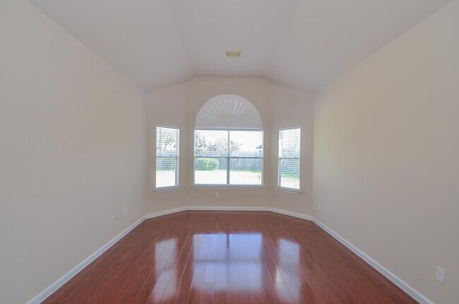 Building Photo - 2135 Brinton Oaks Ct