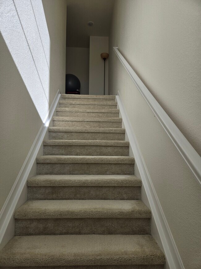 Building Photo - 16806 E 118th Dr