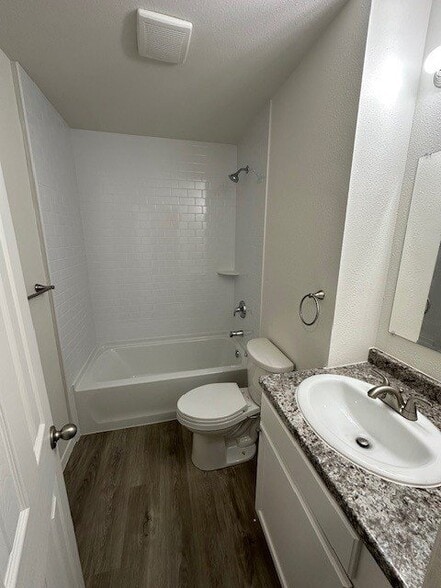 Building Photo - 311 Flournoy Dr