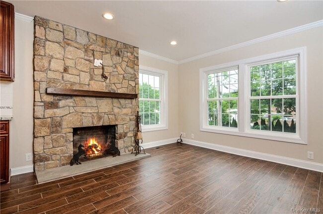 Building Photo - 304 Battle Ave