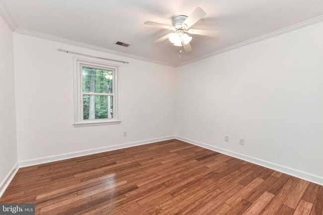 Building Photo - 12231 Westwood Hills Dr