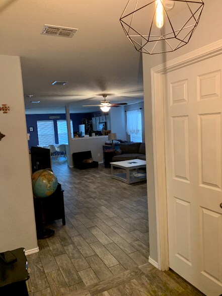 Building Photo - 16448 Cowboy Trail