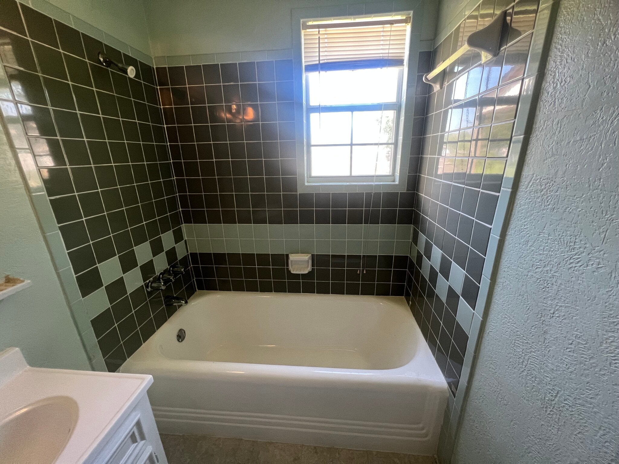 Bathroom - 7215 Apache St