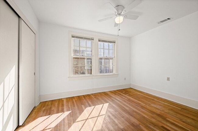 Building Photo - 1630 College Dr