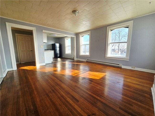 Building Photo - 81 Genesee St