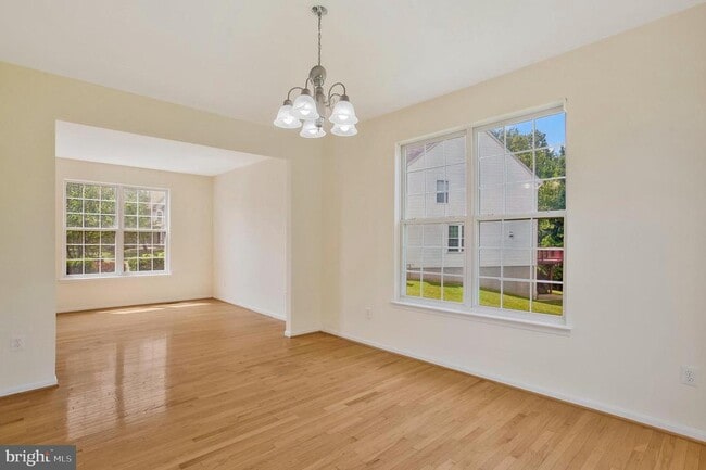 Building Photo - 9112 Granite Ct