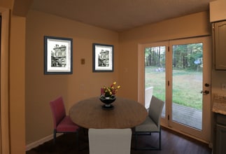 Building Photo - 2 Waldron Ln