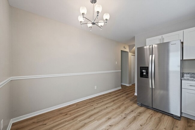 Building Photo - Completely Renovated 4 Bedroom/2 Bath Property off of Staples Mill Rd.! ****Available Beginning o...