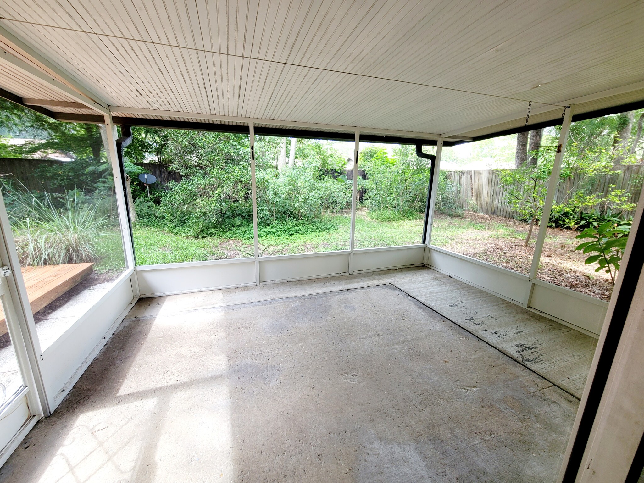Building Photo - 2260 NW 36th Pl