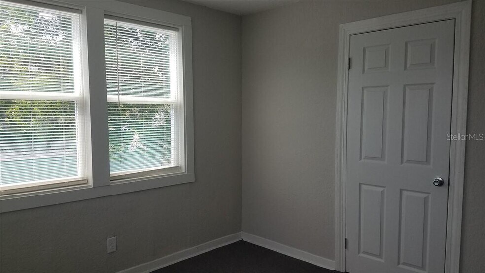Bedrm Closet Door - 2115 W Cass St