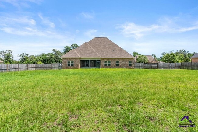 Building Photo - 1052 Chattahoochee Dr.