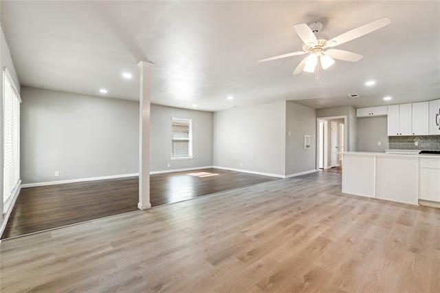 Building Photo - 713 Nottingham Dr