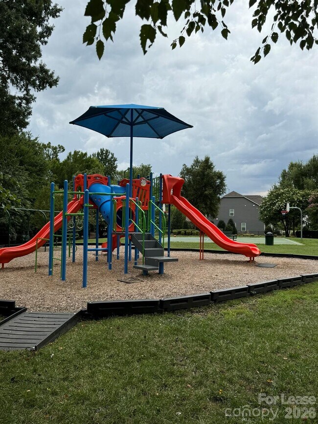 Building Photo - 5117 Alysheba Dr