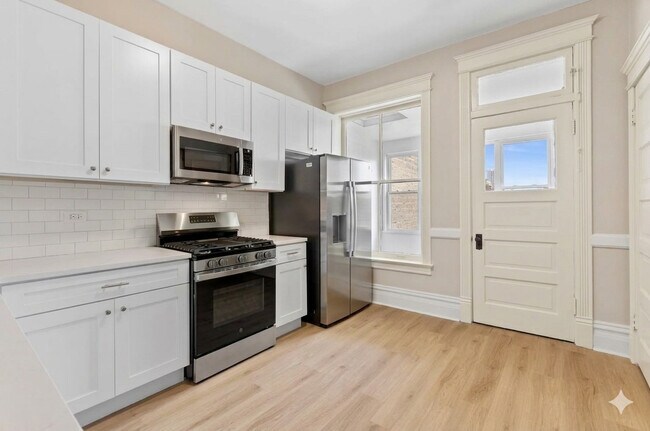 Building Photo - 3751 N Clifton Ave