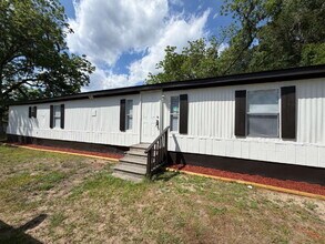 Building Photo - Mobile Home for Rent