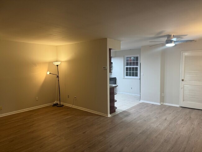 Building Photo - 4000 Gypsy Ln