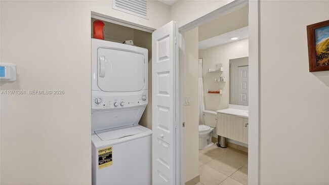 Building Photo - 10455 NW 82nd St