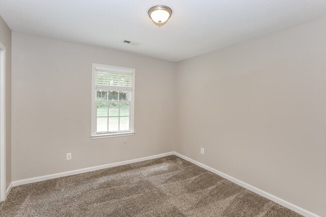 Building Photo - 11621 Long Forest Dr