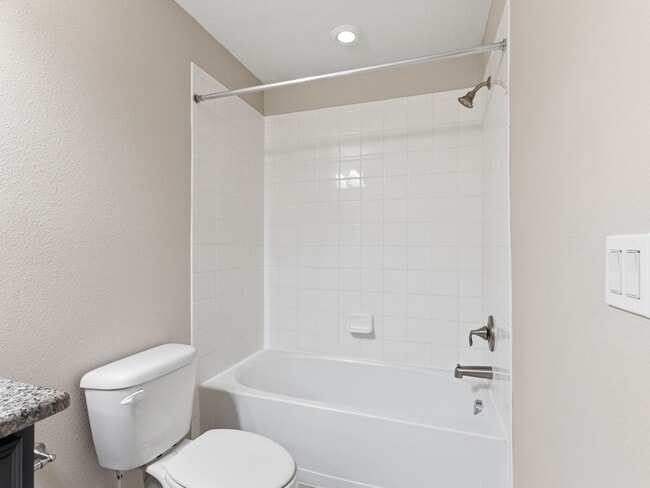 Building Photo - Stunning 3 BR + LOFT/2.5 BA /2-Car Garage townhome in the highly desirable GATED community of Hid...