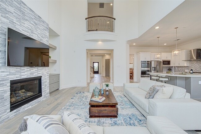 Building Photo - 13703 Northwood Meadow Cir