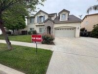 Building Photo - Spacious NW Visalia home Near Shopping Center Available Now!