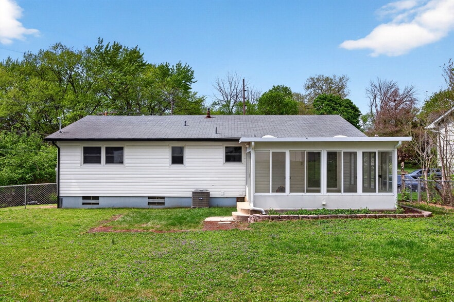 House (Back) - 3200 Schaffner Dr