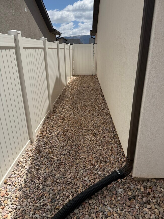 Building Photo - 1825 N Lund Hwy