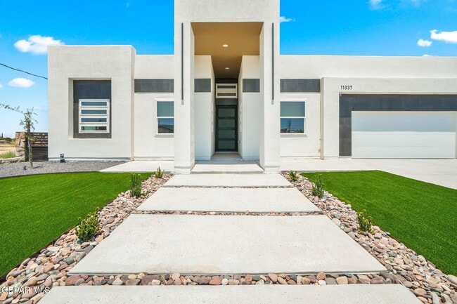 Building Photo - 11337 Ardelle Ave