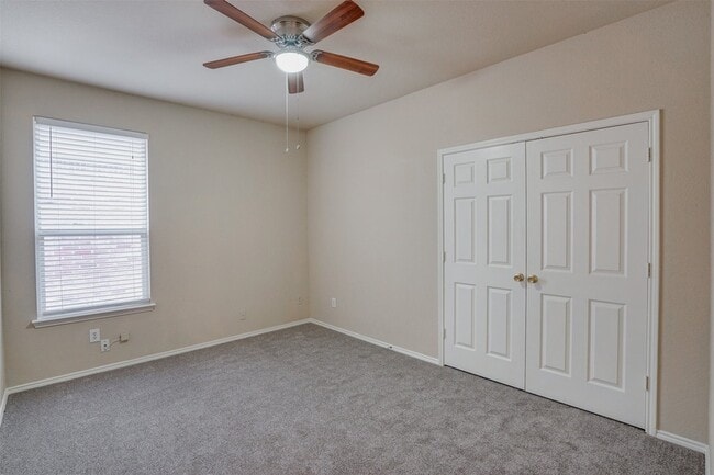 Building Photo - 5148 Senator Dr