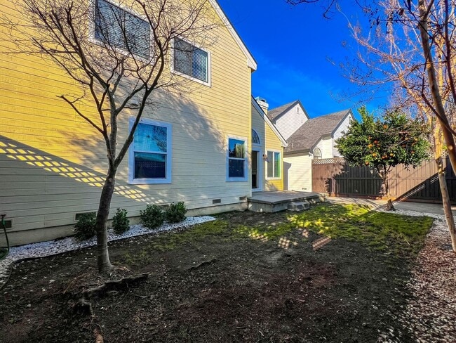 Building Photo - Updated Three Bedroom Home in the Heart of Napa
