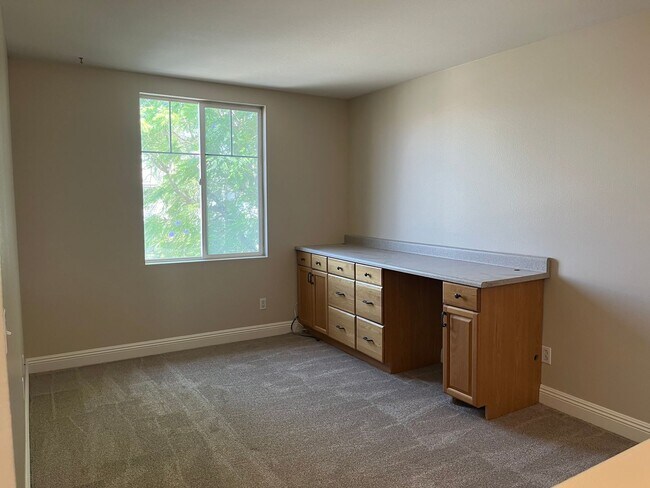 Building Photo - Paloma del Sol 4 bedroom on Cul-de-Sac