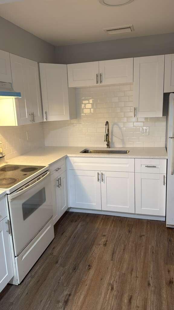 Building Photo - 1025 S L St