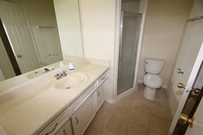 Building Photo - 9846 Sagepike Dr