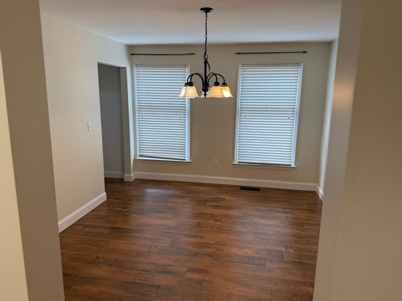 Building Photo - 125 Fieldstone Dr