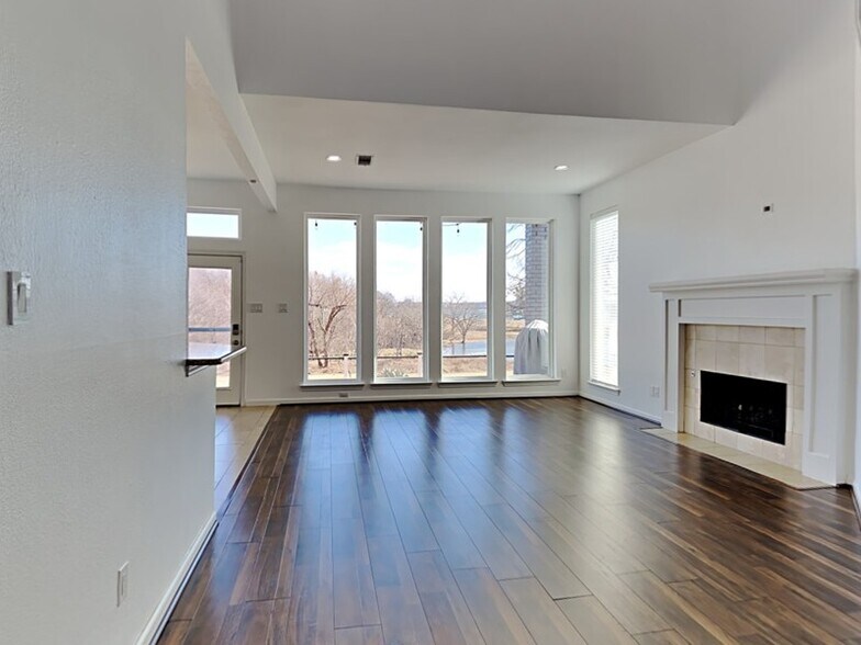 Building Photo - 4322 Duck Pond Ln