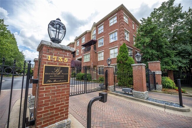 Building Photo - 1735 W Peachtree St NE
