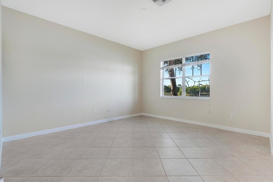 Building Photo - 881 Marina del Ray Ln