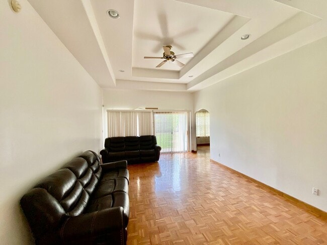 Building Photo - 4112 Blackhawk St