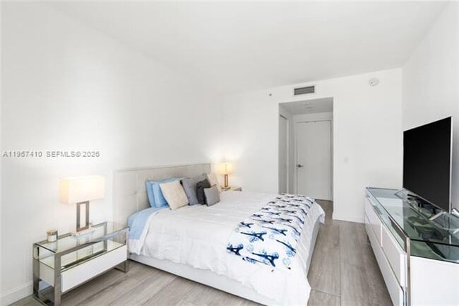 Building Photo - 55 SW 9th St