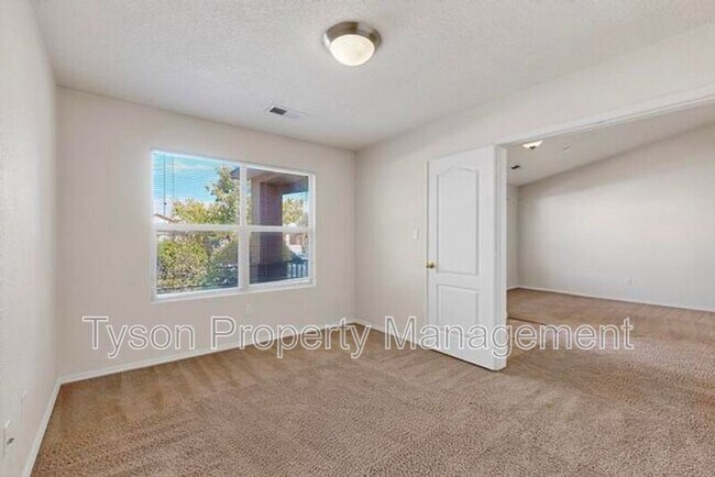 Building Photo - 8012 Corn Mountain Pl NW