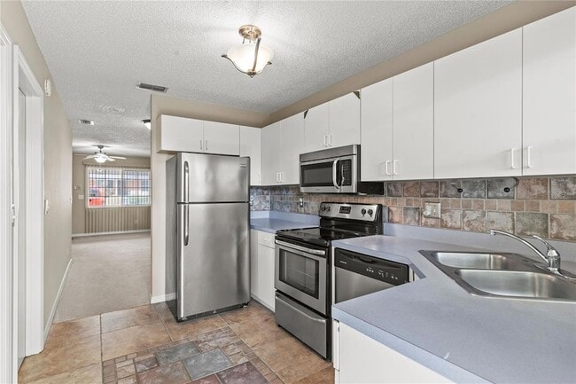 Building Photo - 1022 Disston Ave